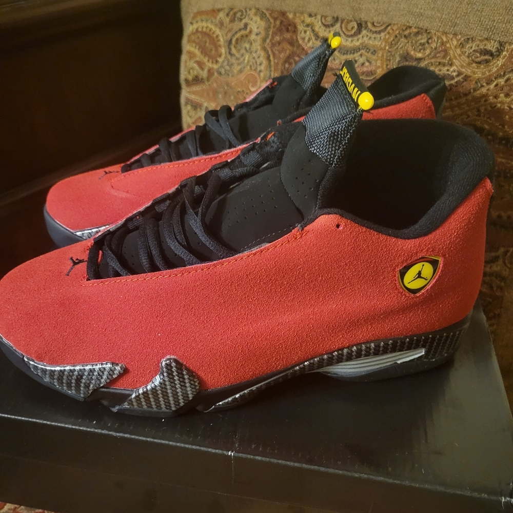2014 Air Jordan 14 Retro Ferrari Size 11 Red and Yellow